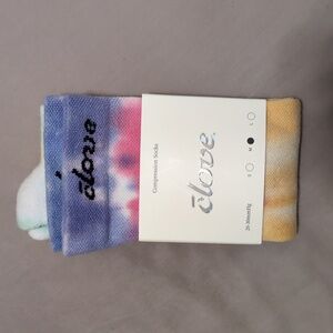Clove Compression Socks